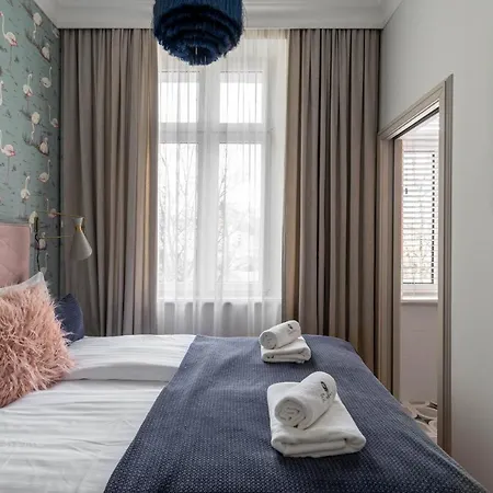 Lion -juicy Premium Familly 200 M From The Sea Sopot